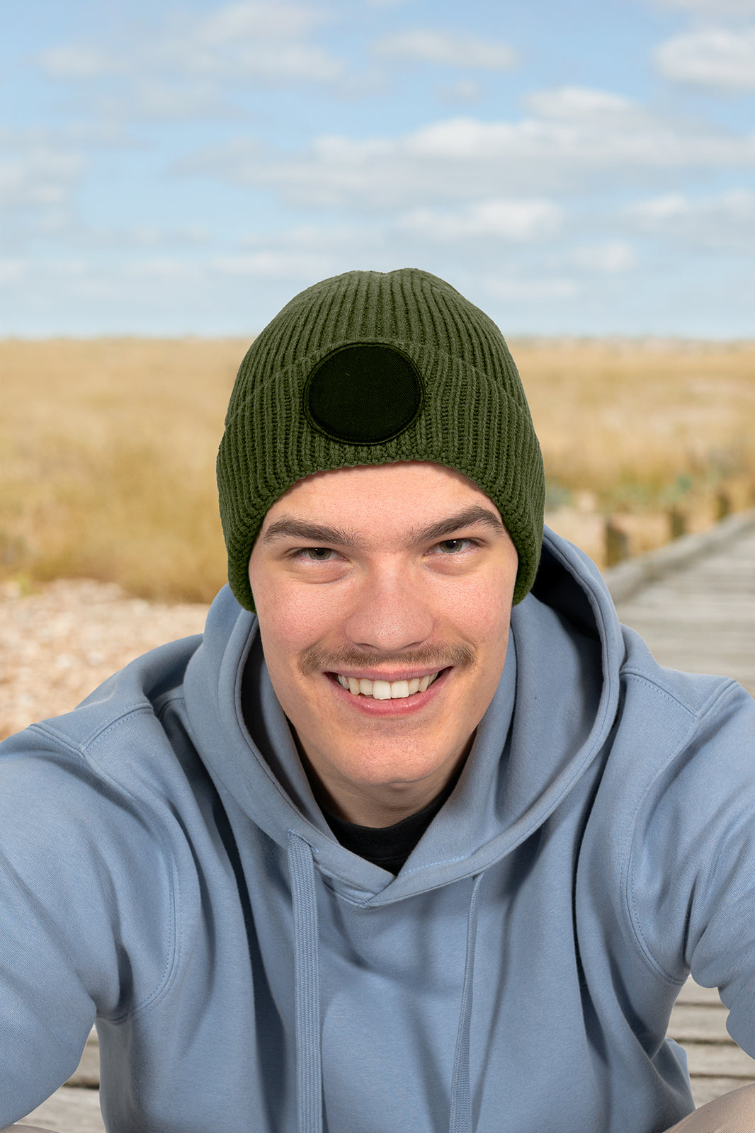 CIRCULAR FASHION PATCH BEANIE