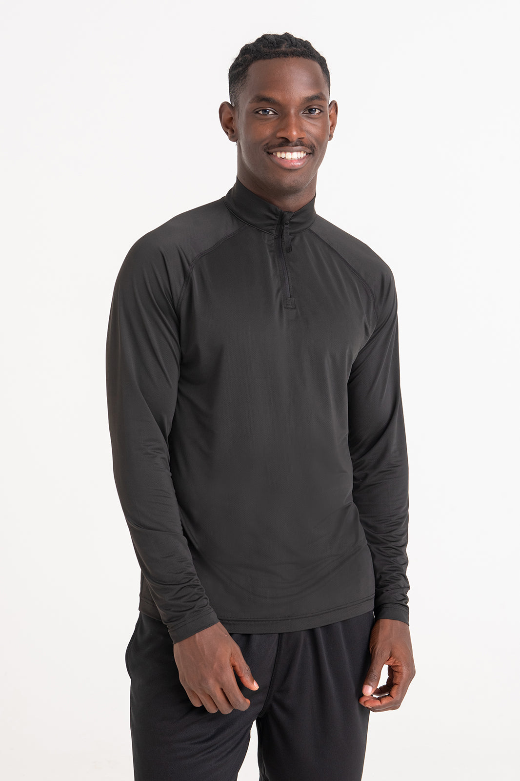 LIGHTWEIGHT ACTIVE ZIP NECK