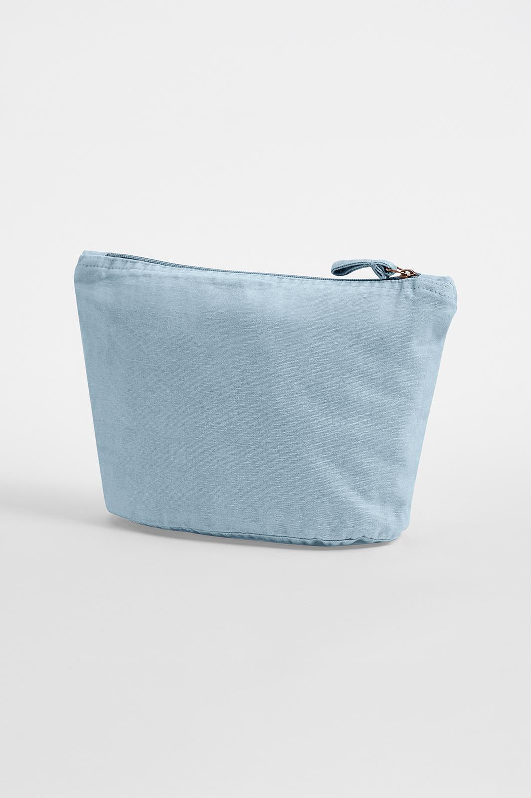 GARMENT DYED ACCESSORY BAG