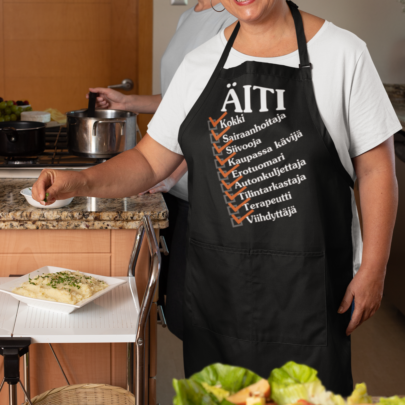 TASKULLINEN ESSU - ÄITI LISTA (00 2242)