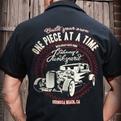 KAULUSPAITA - Lounge Shirt Johnny's Junkyard