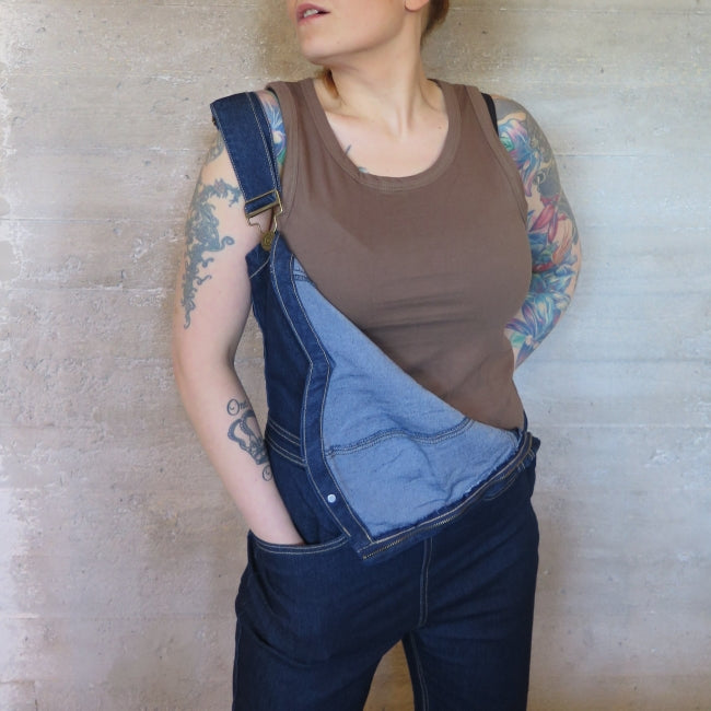 NAISTEN ARMY TOPPI - OLIIVINVIHREÄ