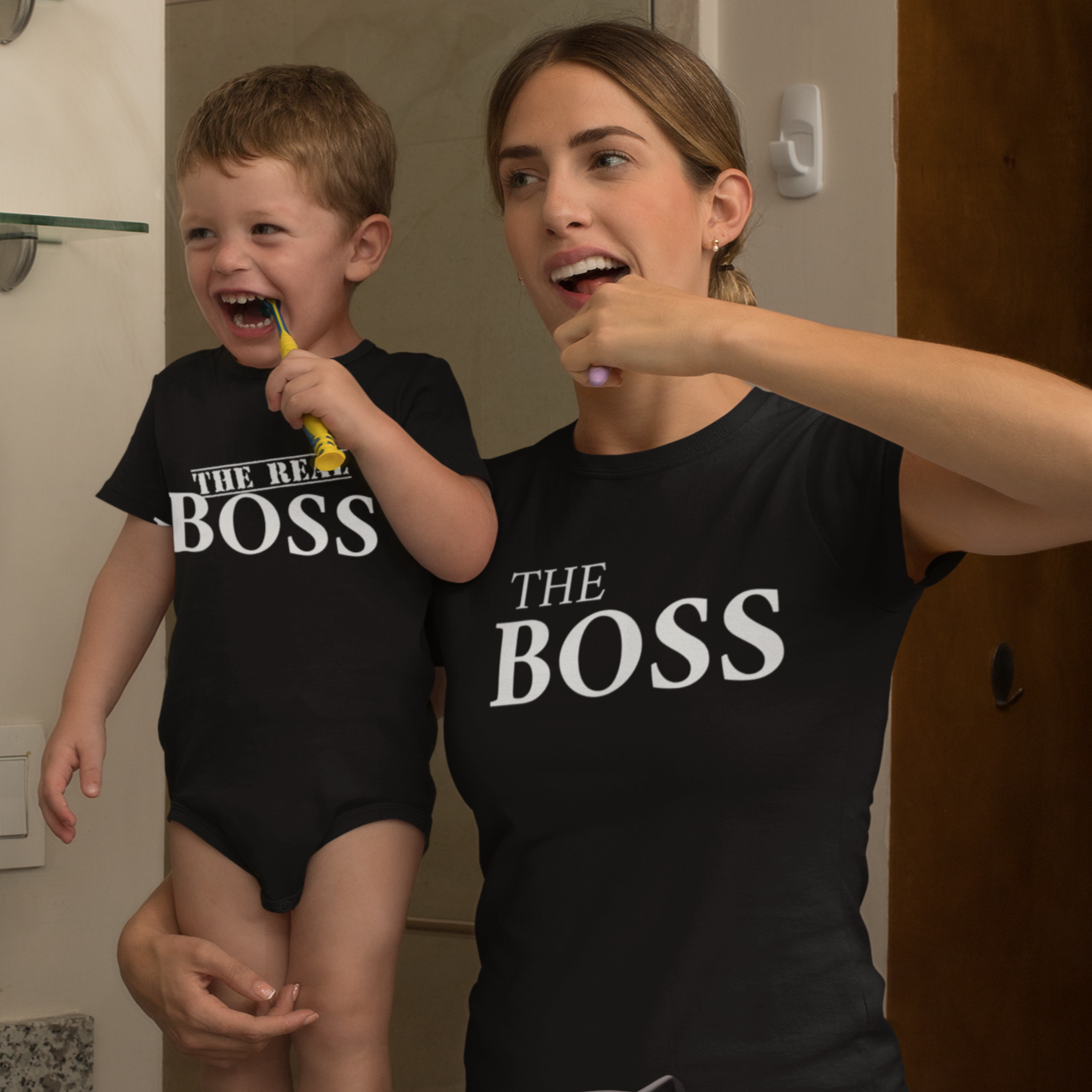NAISTEN PAITA+VAUVAN BODY - THE BOSS