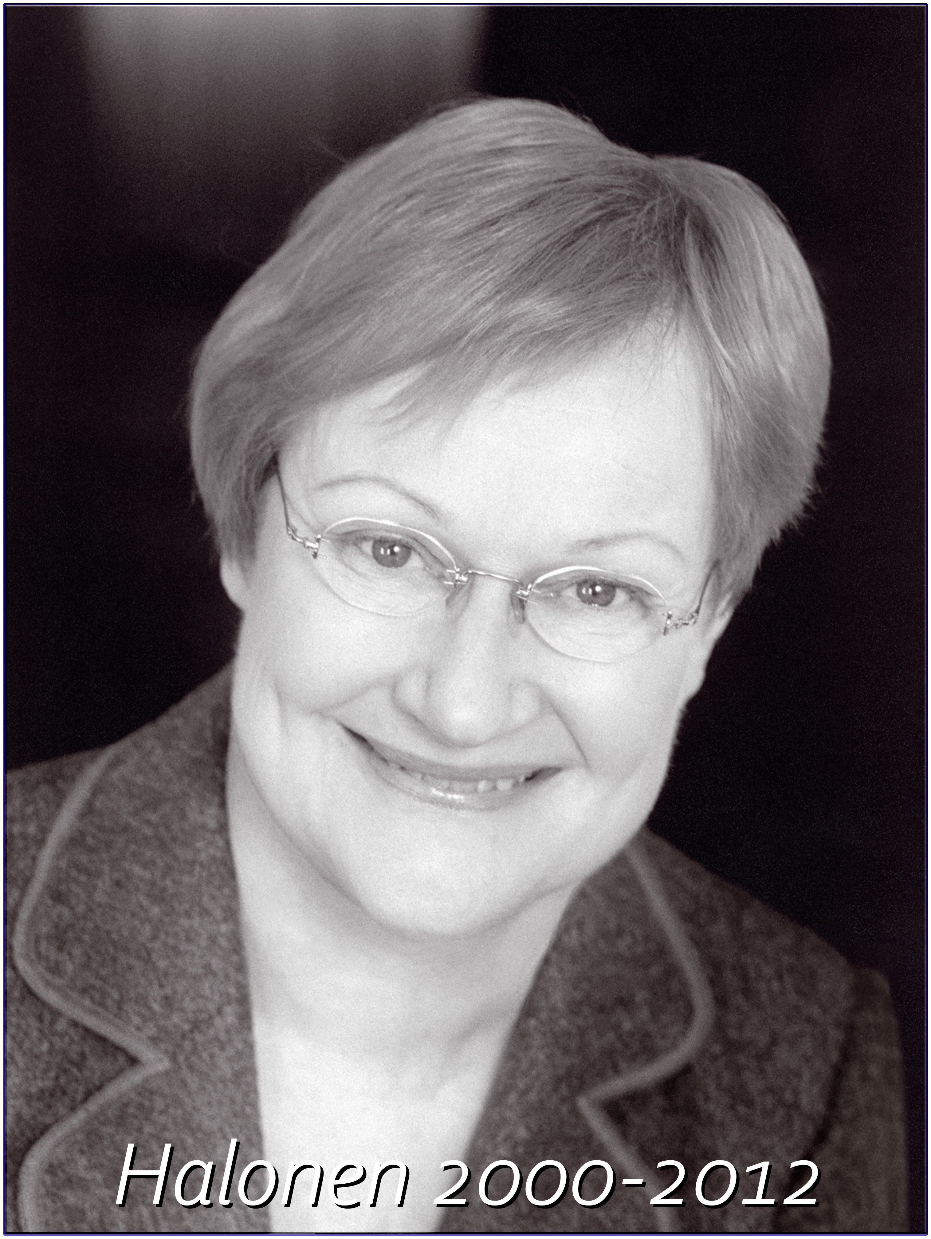 T-PAITA - PRESIDENTTI HALONEN 2000-2012