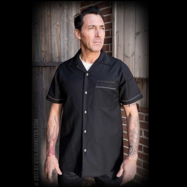 KAULUSPAITA - Lounge Shirt Rock this town