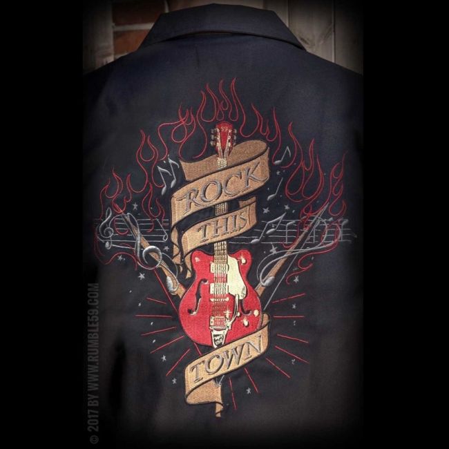 KAULUSPAITA - Lounge Shirt Rock this town