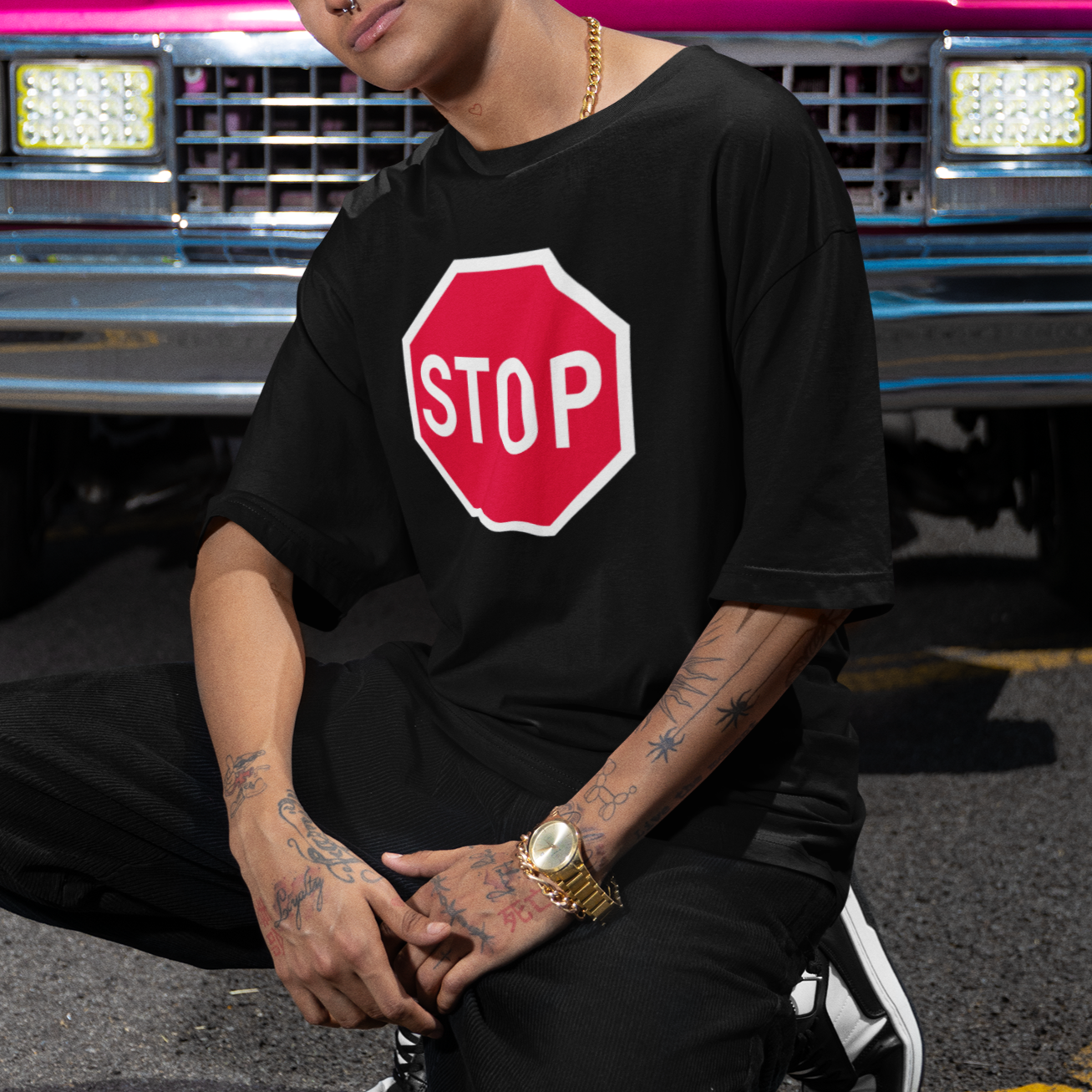 T-PAITA MUSTA - STOP