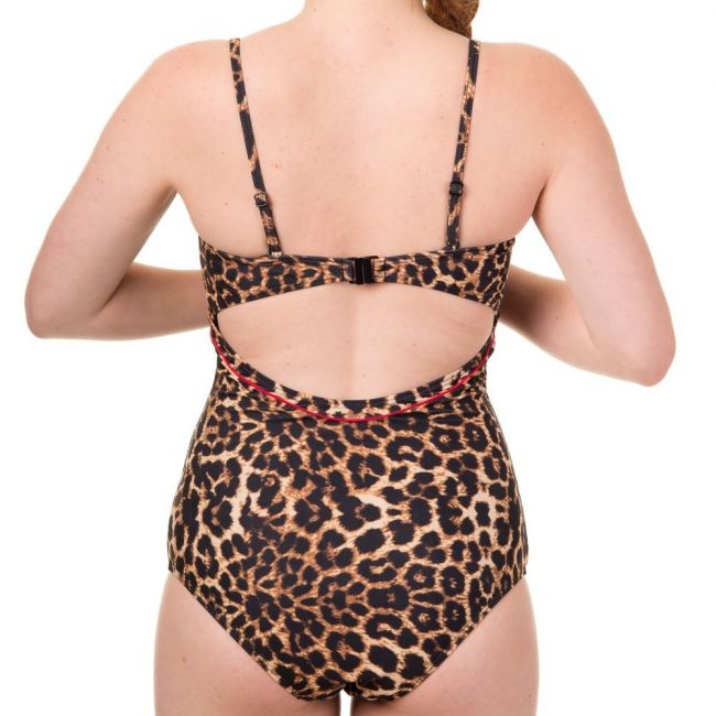 UIMAPUKU - THUNDERSTRUCK