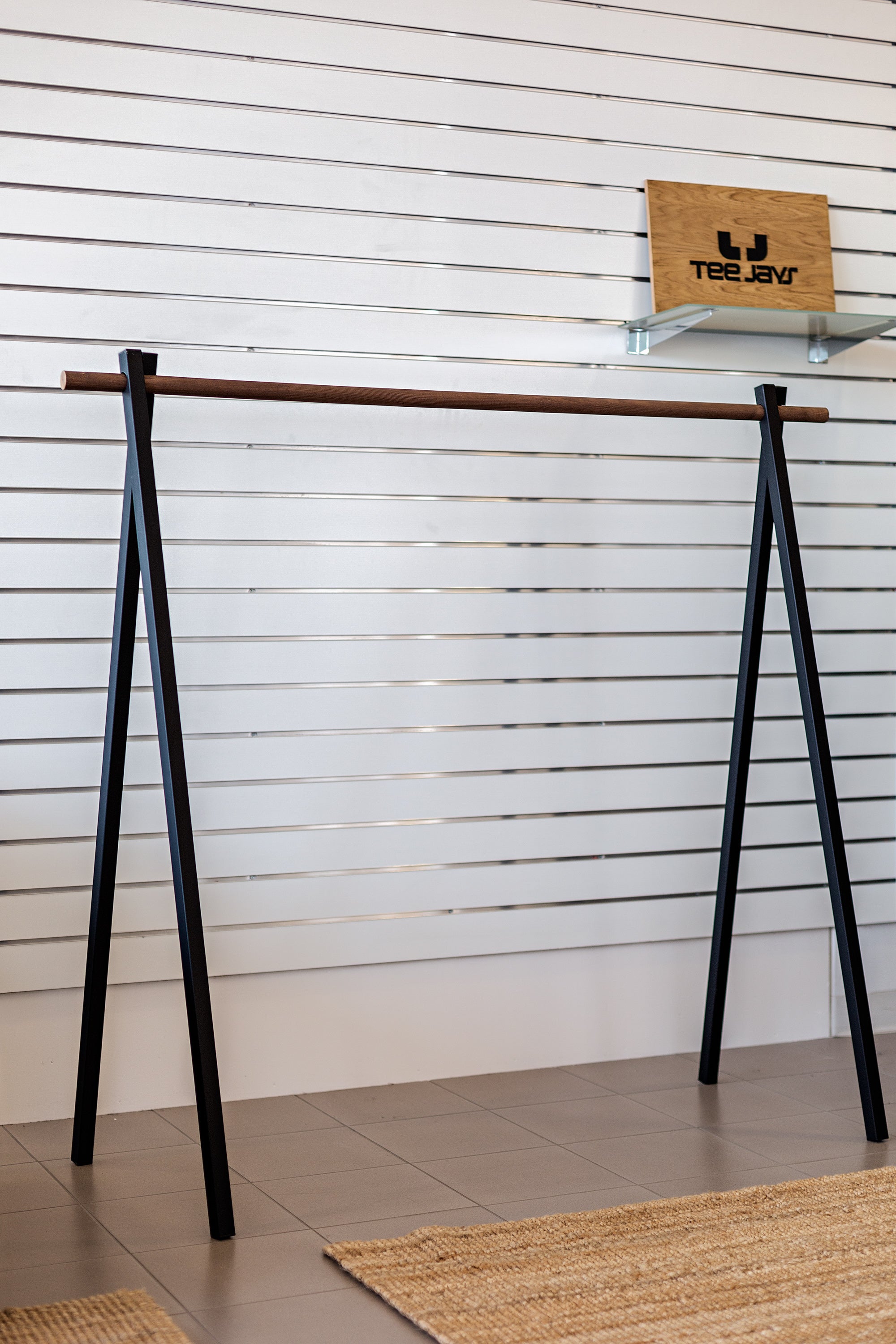 TEE JAYS NÄYTTELYREKKI 155 CM
