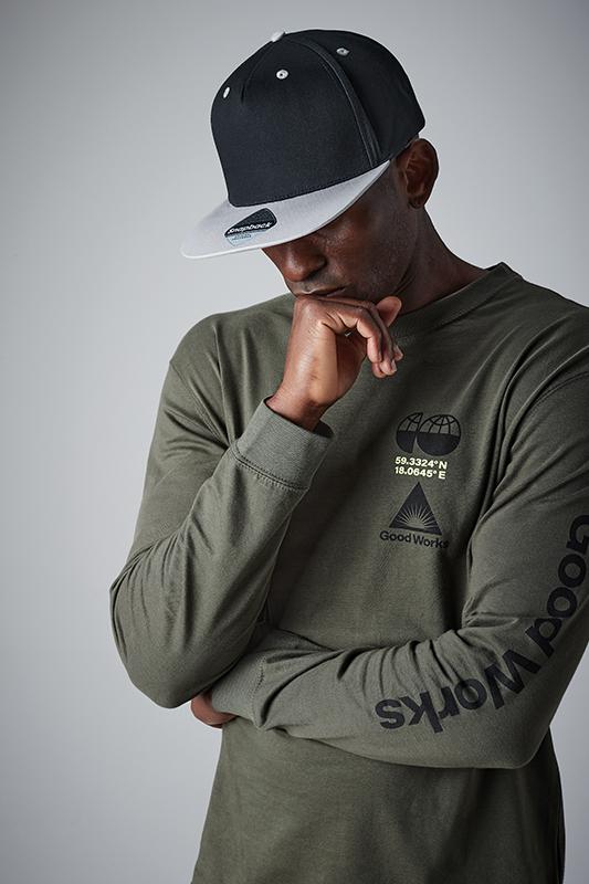 CONTRAST SNAPBACK LIPPIS