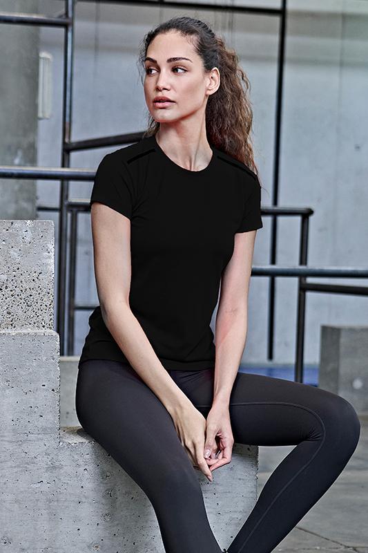 NAISTEN LUXURY SPORT TEE