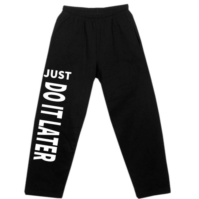 COLLEGEHOUSUT - LATER (2628)