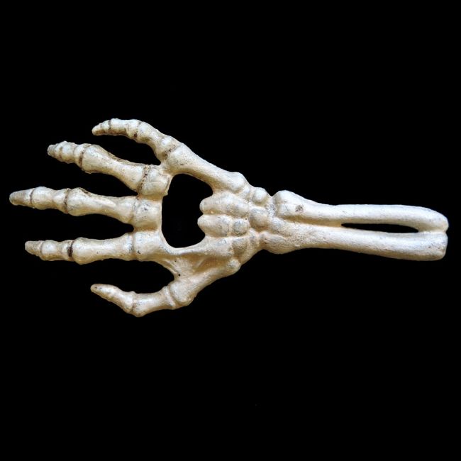 PULLONAVAJA - Skeletal Hand Bottle Opener