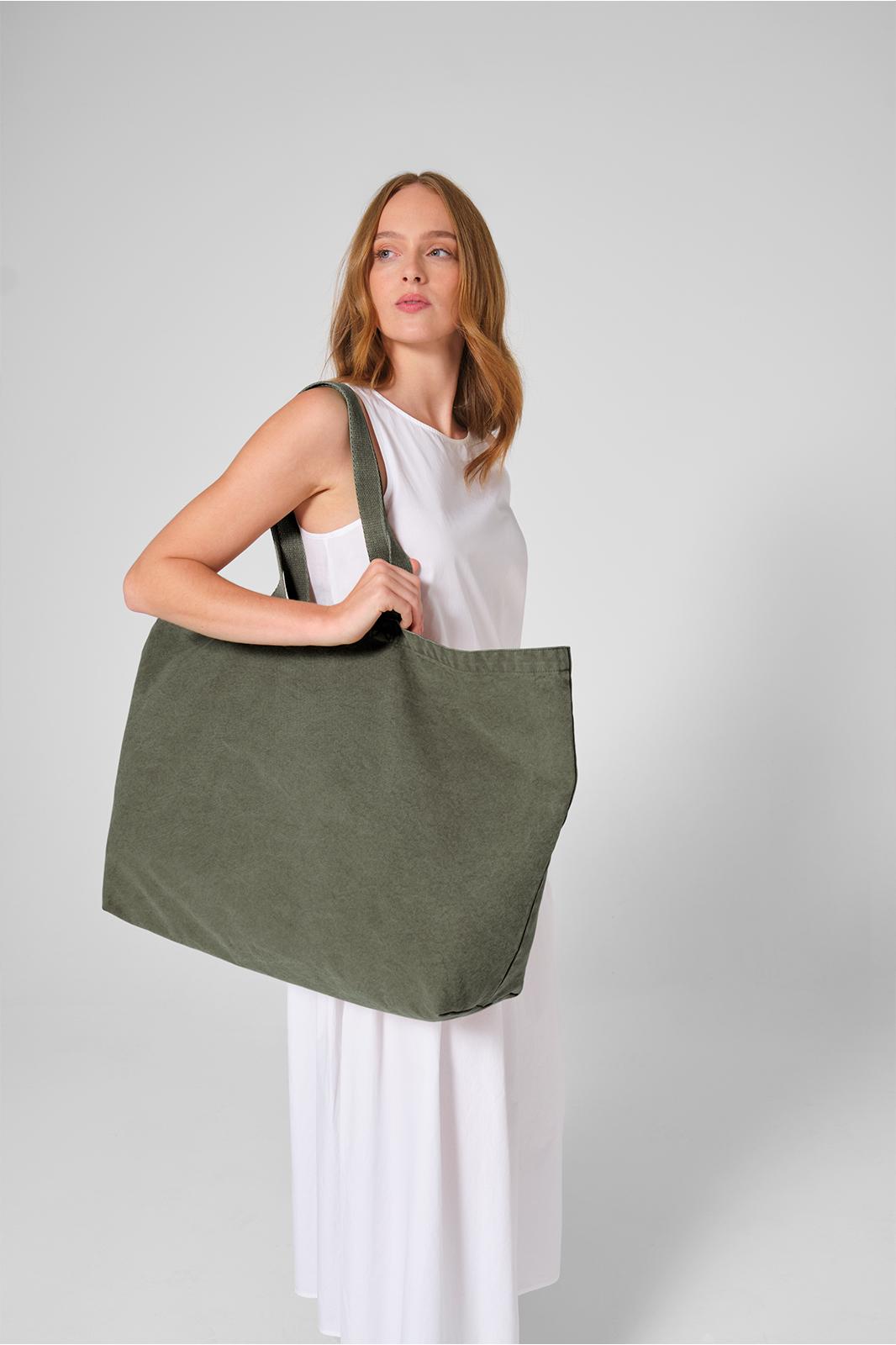 GARMENT DYED OVERSIZED TOTE 36 L